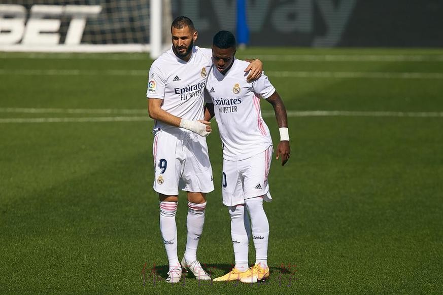 西甲-维尼修斯200战破门!本泽马2传伤退 皇马2-0 西甲-维尼修斯200战破门!本泽马2传伤退 皇马2-0